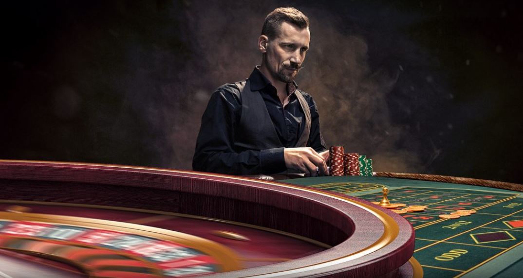 10 Effective Ways To Get More Out Of casino